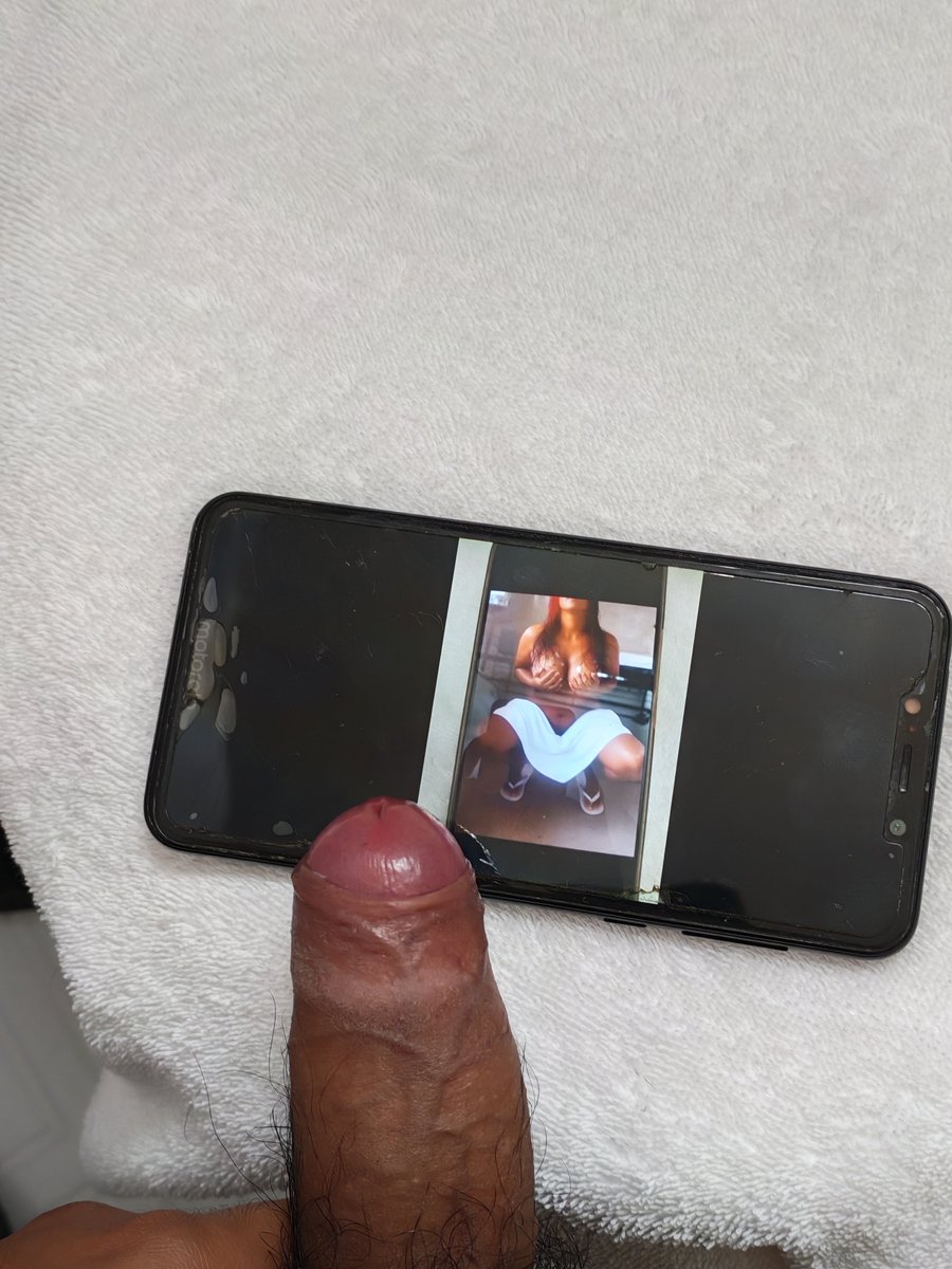 alct98's tweet photo. @HotwifeFlaquita Está con ganas esa morena rica. https://t.co/BD5C7JSpU6