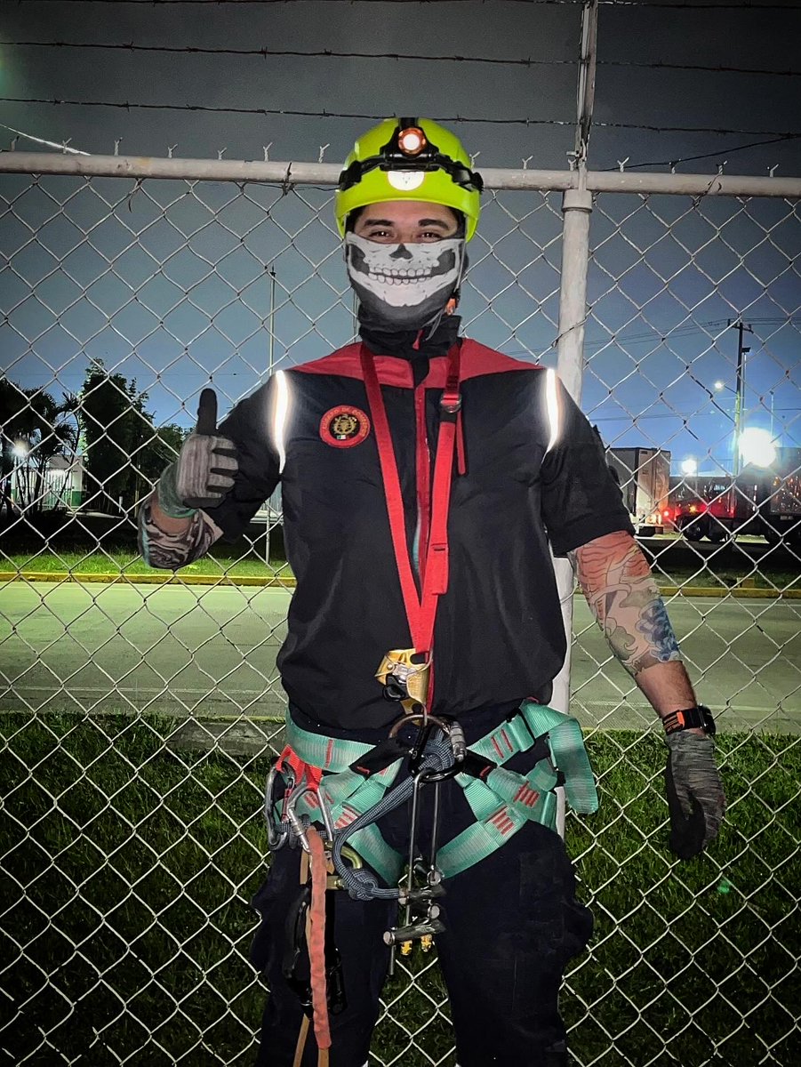 guills__'s tweet photo. 🧗🏻‍♂️⛑️🪢 https://t.co/AbKcz6GzEQ