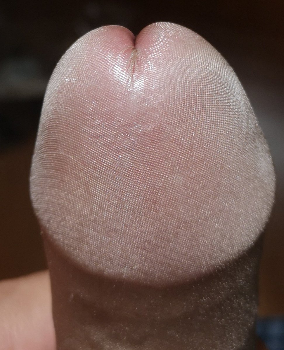 ttmodel2000's tweet photo. 丝袜马眼的开发非常顺利，已经可以轻松进入了，没有润滑液也不痛 https://t.co/4Aqip24MTG