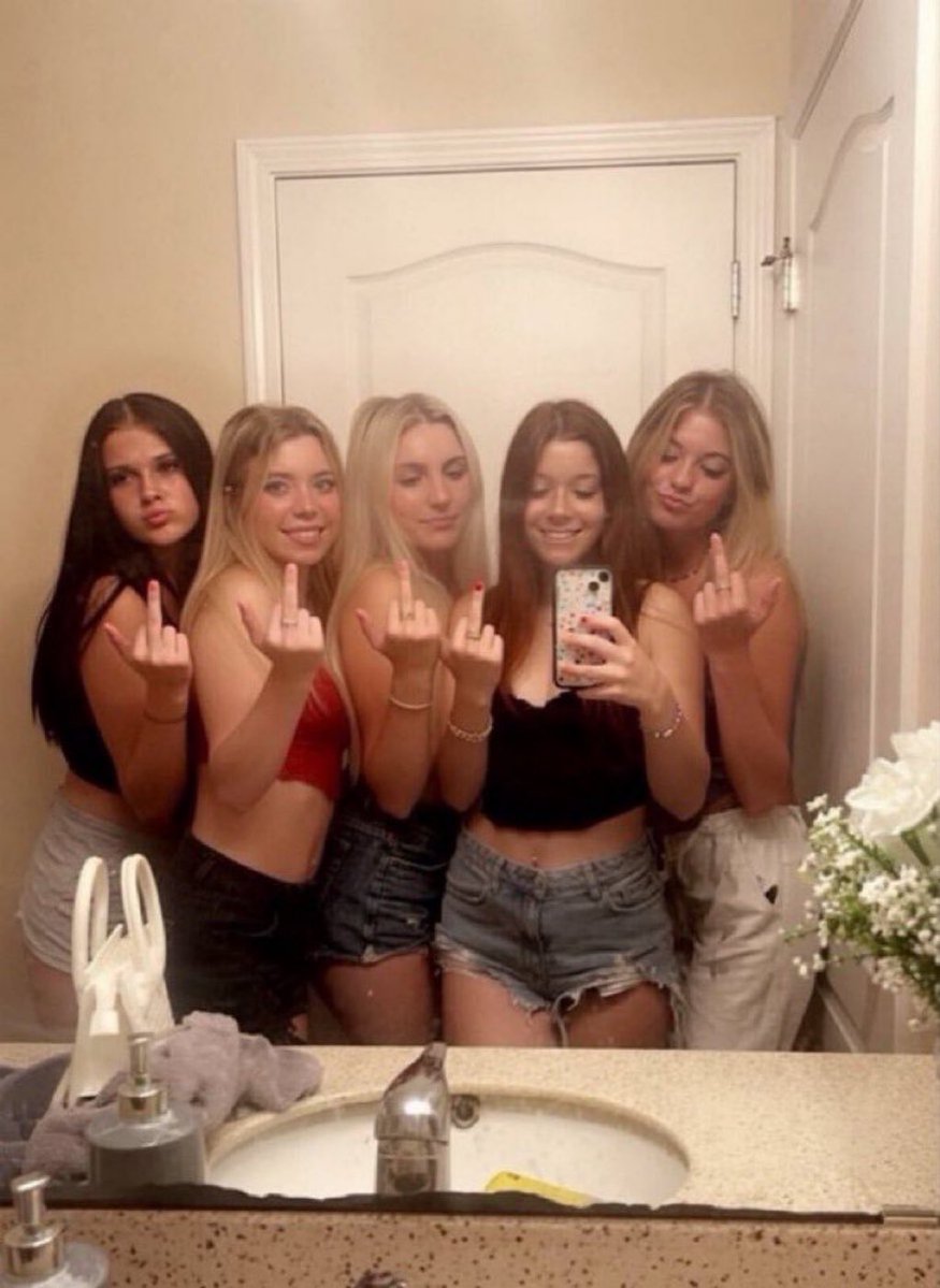 cattfishdrainer's tweet photo. Humiliation time

Time to be bullied and drained by 19yo brats

Cmon old man come and give us what we want

Faggots like you need to obey pretty girls like us

catfish findom
#wankbattle #gooner #porn #wankchat #wank #goon #paypig #whalesub https://t.co/qlszdIQKCy