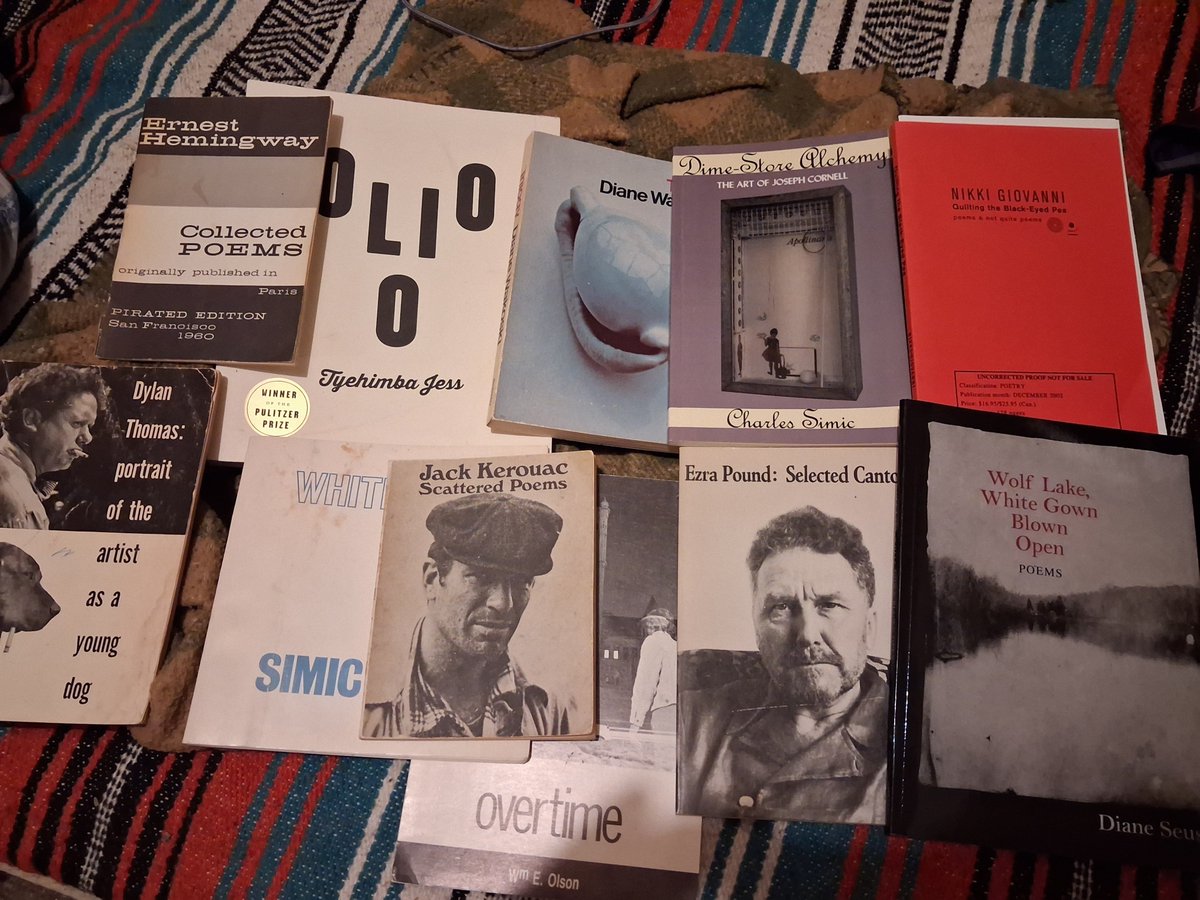 ModerTim's tweet photo. Scored at the local bookstore https://t.co/RM2OYOoMI8