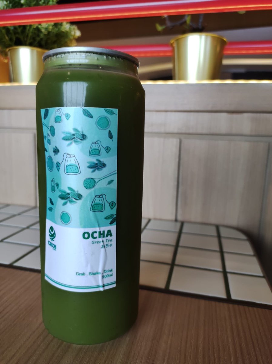 suryatjia's tweet photo. Ocha, ini bisa dibilang sodaranya Matcha gak sih? https://t.co/EdKsncZ6Vl