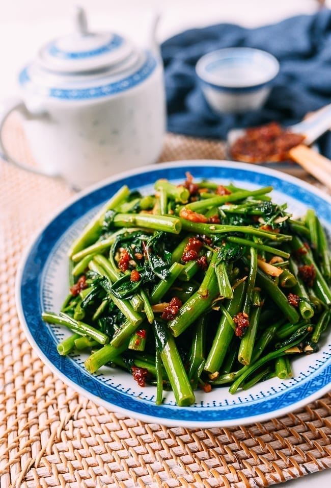 guttapercha88's tweet photo. When Malaysian Chinese dine at Chinese restaurants, we rarely call this ‘Kangkung belacan’ (參巴炒空心菜)

Instead we call this dish with a beautiful name for it — 馬來風光 (it literally means ‘Kemegahan Melayu’) https://t.co/Kf0PTNqJGv