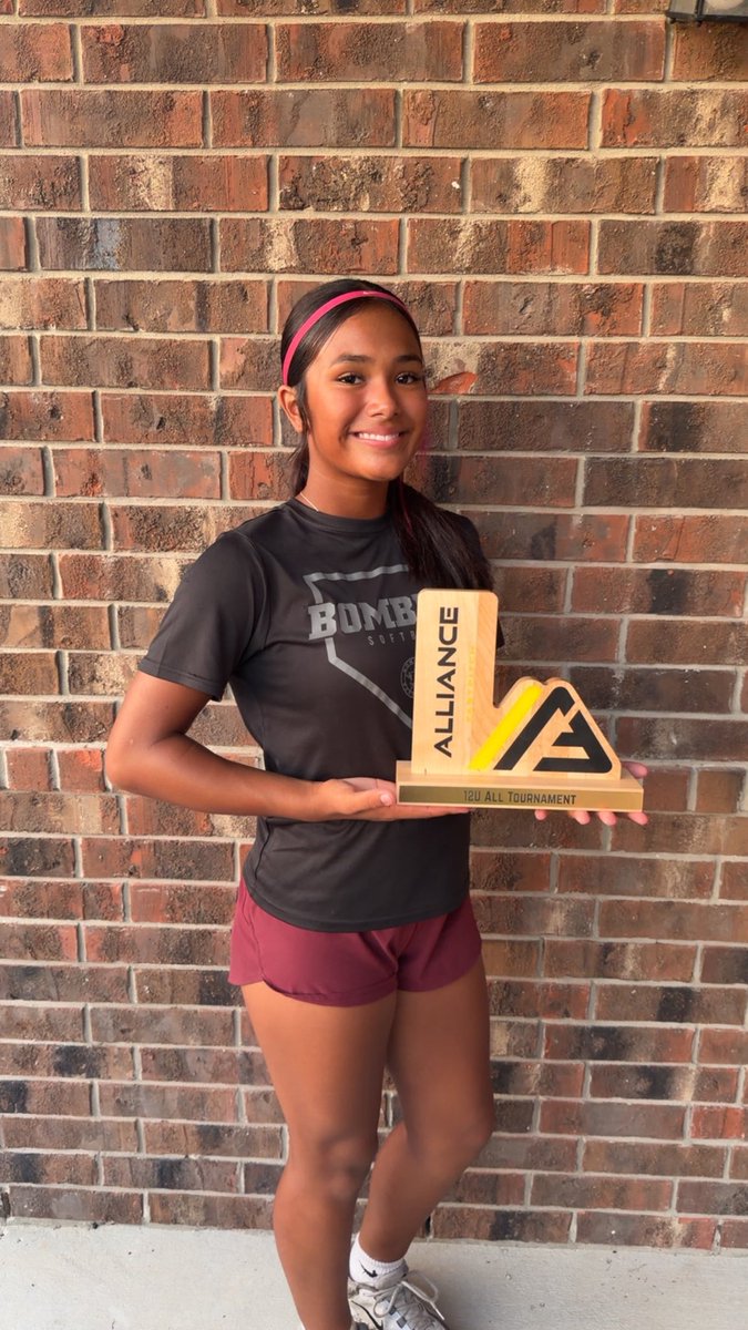 AubRutherford31's tweet photo. Honored and thankful to be named to the Alliance All-Tournament Team after our final 12U tournament in Indiana! 🥎💙

Proud of my team for battling all week and finishing 5th against some great competition. Grateful I was able to contribute both offensively and defensively and help my team any way I could.

Thank you to my coaches and teammates for always pushing me, and a huge thank you to everyone at New Braunfels DST for the countless hours of training, coaching and helping me get better.

Very thankful for the recognition and excited to keep working as I move into 14U! 💪🥎

#AllianceFastpitch #AllTournamentTeam #ClassOf2031 #Softball #Grateful #AFCS #Softball #ClassOf2031 #Outfielder #Fastpitch #Softball #PlayerDevelopment #BombersGold #CF #SoftballLife #SoftballLife #workethic #outfield #Defense #ClassOf2031
#blueblood #hardwork
@KristiMalpass @bombers_fp @bombercoach @rlm26osu @thealliancefp @vasquezmarky @DaddyBallMedia
@LineDsoftball @USASoftballREC @PrepSoftball @Softball_Home @SoftballClips @ExtraInningSB @SoftbalAmerica @TopPreps @DiamondAddicts @DirectRecruits
@5Star @SSN @tagupSoftball
@CoastRecruitsSB @CoastRecruits @upnextrecruits @Get2CollegAth @SportPrepX
@SoftballBYB @BeThatPlayer1