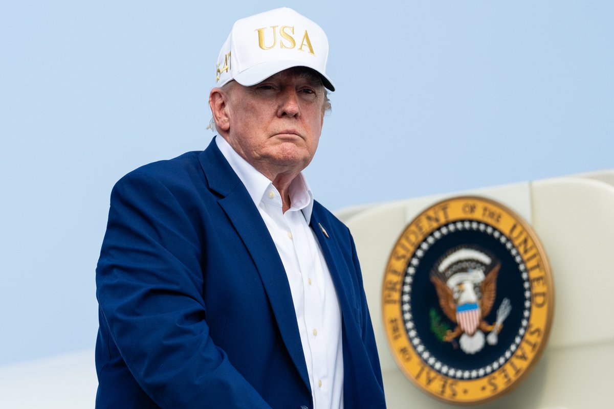 TheLastWord's tweet photo. Why Trump has ‘left us with two horrendously bad options’ in his war in Iran https://t.co/IwBTEozZLs https://t.co/h0sP8gB1cy