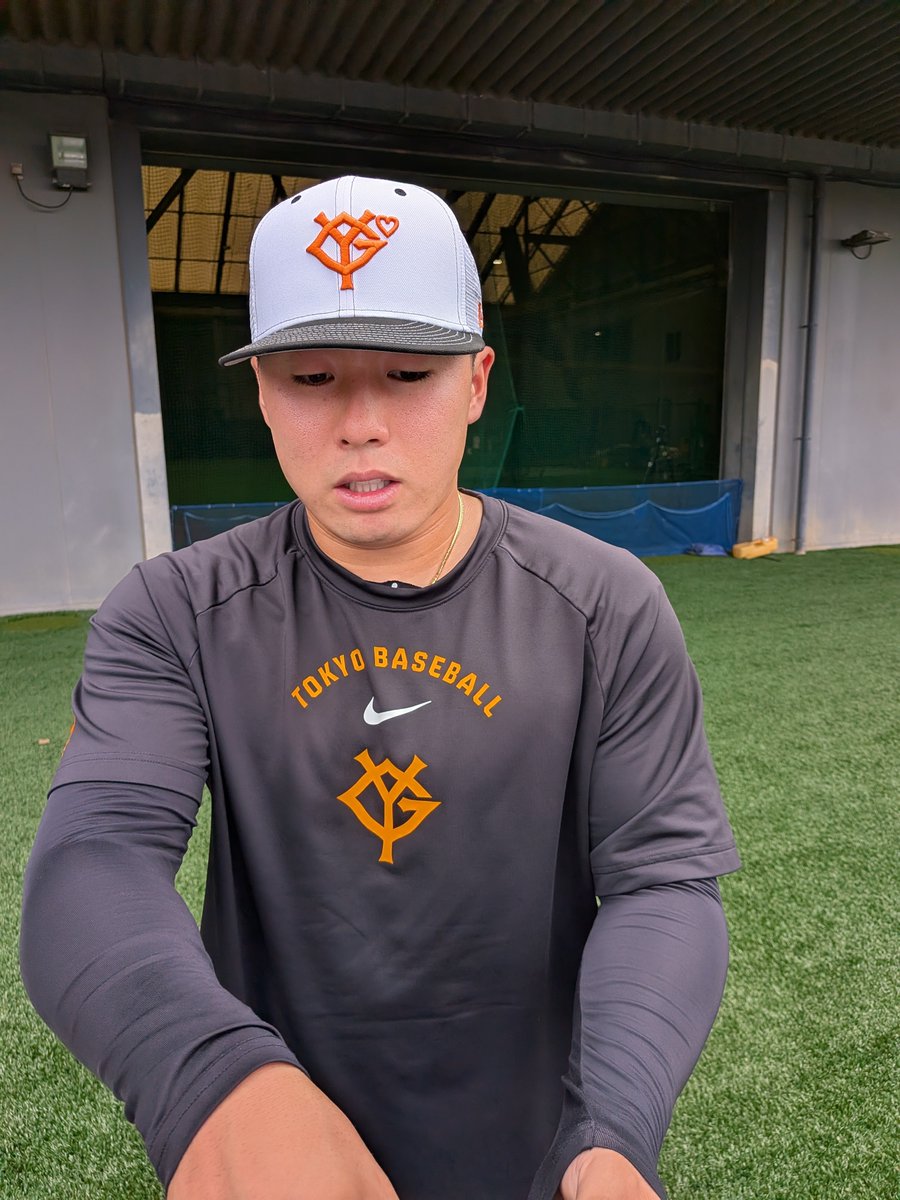 giants01210630's tweet photo. 今日はG球場で3選手からサインを
貰うことが出来ました☺️
今回は何と門脇選手から名前入りのサインを貰えた上にツーショット写真を撮ってもらえました😭😭
門脇選手、浅野選手、李選手
練習後でお疲れの所サインを書いていただけて本当にありがとうございました🙇
今後の活躍を期待したいと思います🙇 https://t.co/GUUlmwXPC8