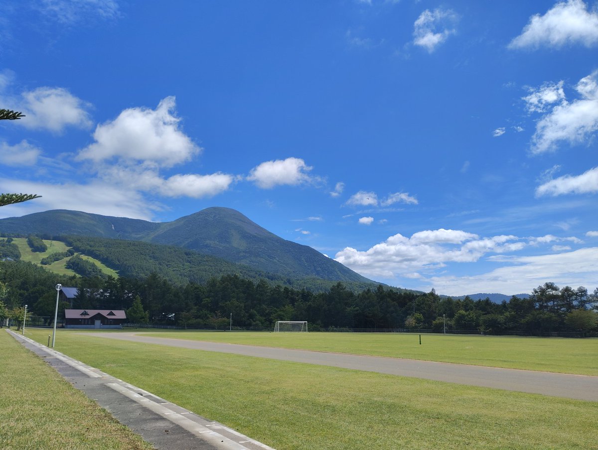 ut22726's tweet photo. 避暑地🏞️ https://t.co/FMD1CbXd7b