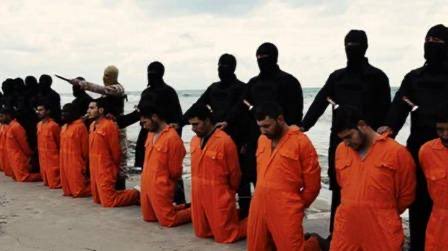worldlight35's tweet photo. ذكري ذبح واحد وعشرين شهيدا على يد المسلمين في شواطي ليبيا https://t.co/BZuUS4RbIf