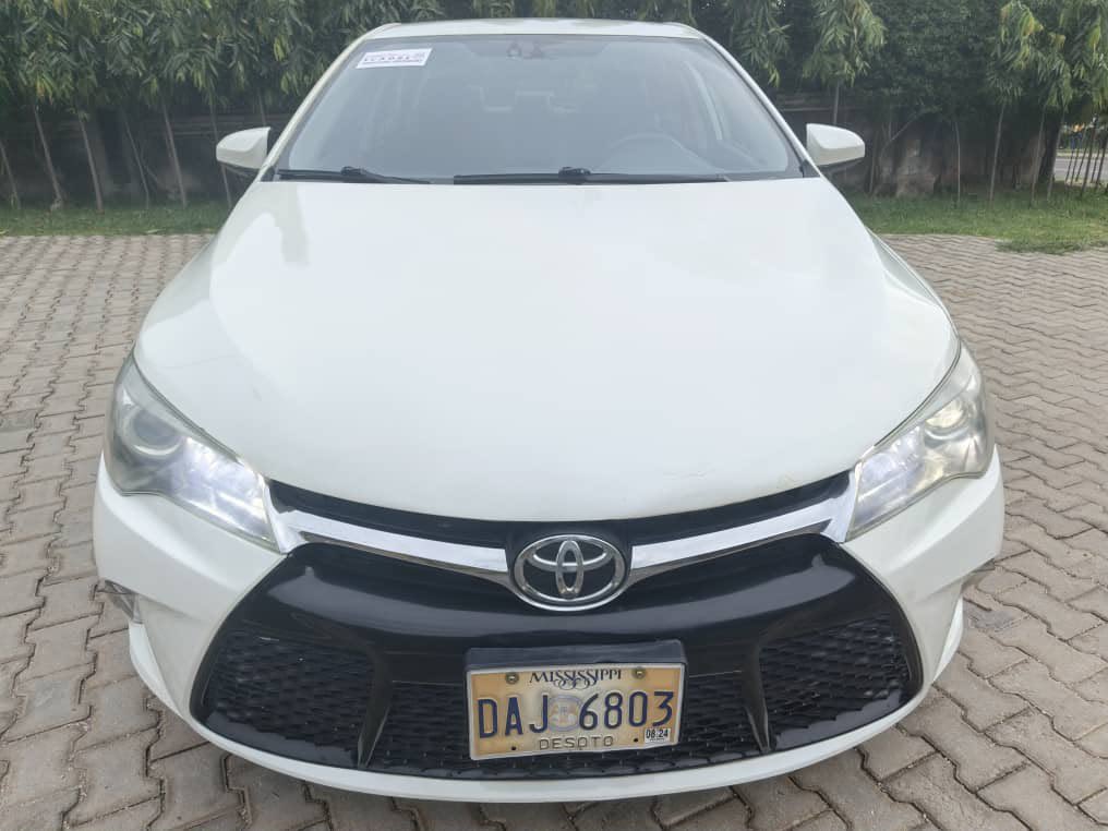 amlautosng's tweet photo. Belgium Standard
Toyota Camry 2016
Untampered Engine 
AC Chilling Standard 
Price 9.8Million Only
Owner House Abuja https://t.co/G2fCCCT30z