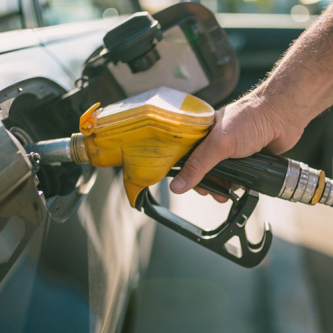 darkwebhaber's tweet photo. Bu gece motorine 5.13 TL, benzine ise 1.50 TL zam bekleniyor. https://t.co/UpAWdrVCsp