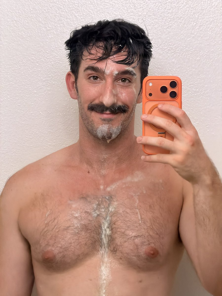 chickenshakez's tweet photo. Feeling super lickable rn https://t.co/E7foNCAuvB