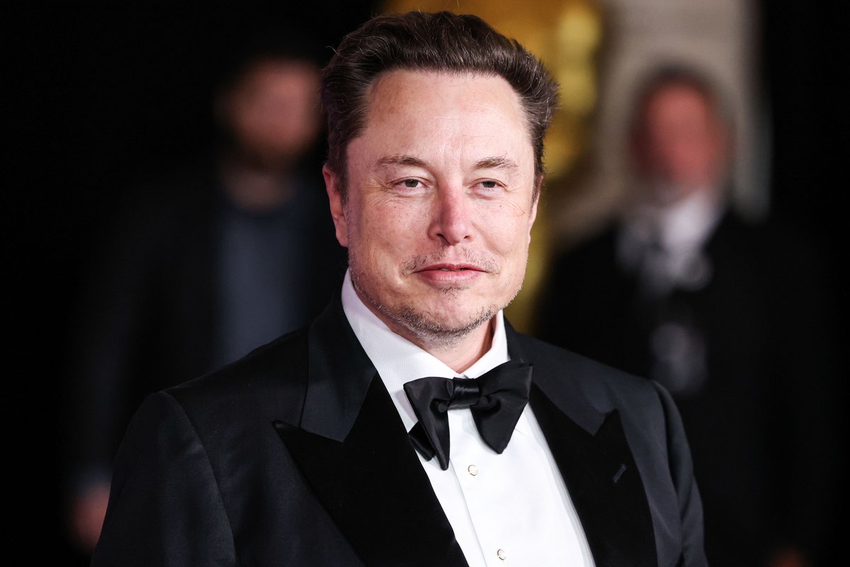 XFreeze's tweet photo. At the core of everything Elon Musk is building is one mission: protect the future of humanity
Protect humanity from hostile AI by building AI that is maximally truth-seeking, curious about humanity, highly values human civilization and ultimately benefits humanity as a whole
Make humanity multi-planetary instead of leaving our entire civilization permanently dependent on one planet
And ultimately ensure that the light of human consciousness not only survives....but also expands far into the future and across the stars