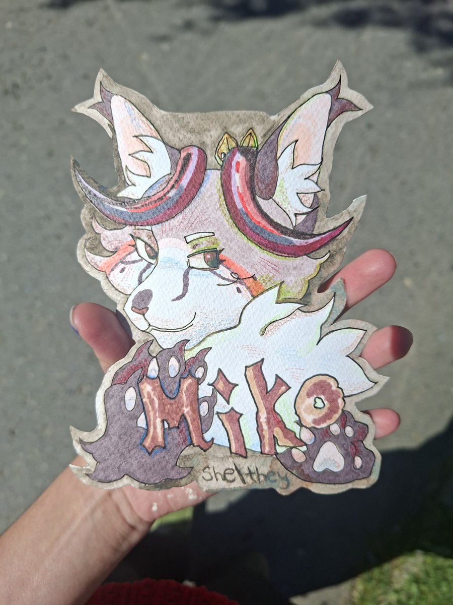 rypendria's tweet photo. made a fursuit badge! https://t.co/jBx3oVMyBH
