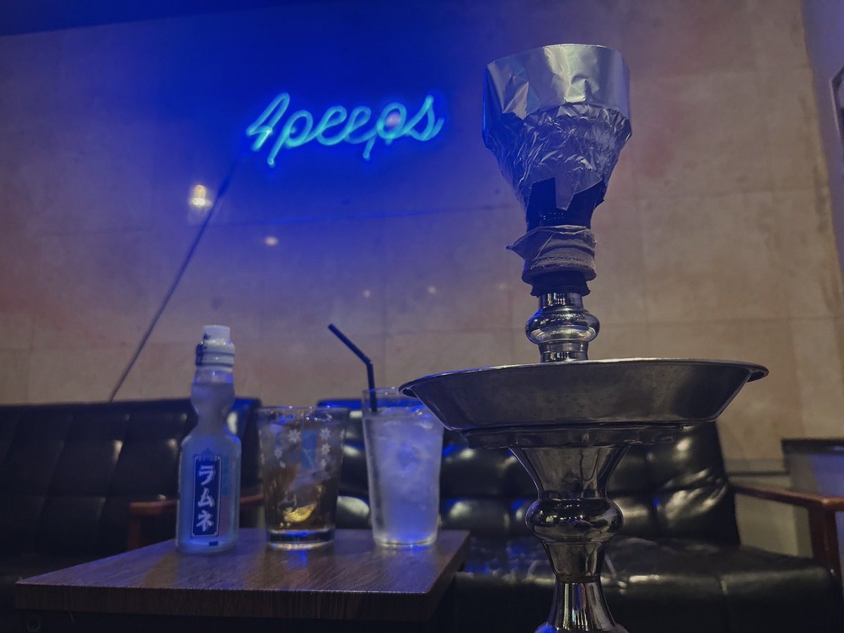 shisha_4peeps's tweet photo. こんにちは！錦糸町シーシャ4peepsです！
本日は14:00〜29:00で営業です。

14:00~ あゆみ(@mirin_4p )
14:00~ れん(@4peeps_ren )
23:00~ みう(@miu_systina )

ご予約は070-8399-0786かTwitter、
インスタのDMからお願いします！！

終日チャージ無料！TAX無し！
ご来店お待ちしております！ https://t.co/wTrFkwXqBd