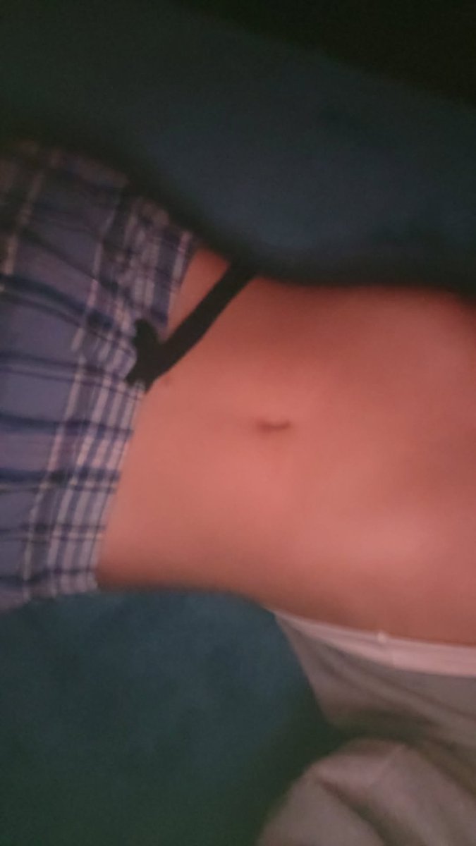Femboykiwi06's tweet photo. dm me daddy 👀 #gay #twink #mlm https://t.co/xdEV1fsEx1