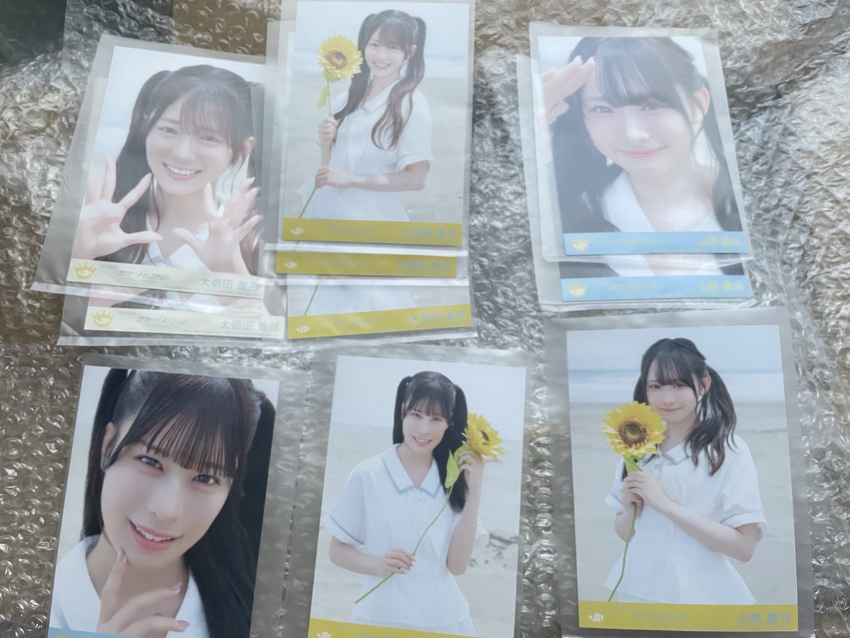 N10rhk_'s tweet photo. ニアジョイ　トレ
【譲】　画像
【求】　小澤関連（缶バッジ＞その他）or買取

本日幕張にて直トレ希望です
お気軽にお声掛けください🙇🏻‍♀️ https://t.co/W1tznbhR4L