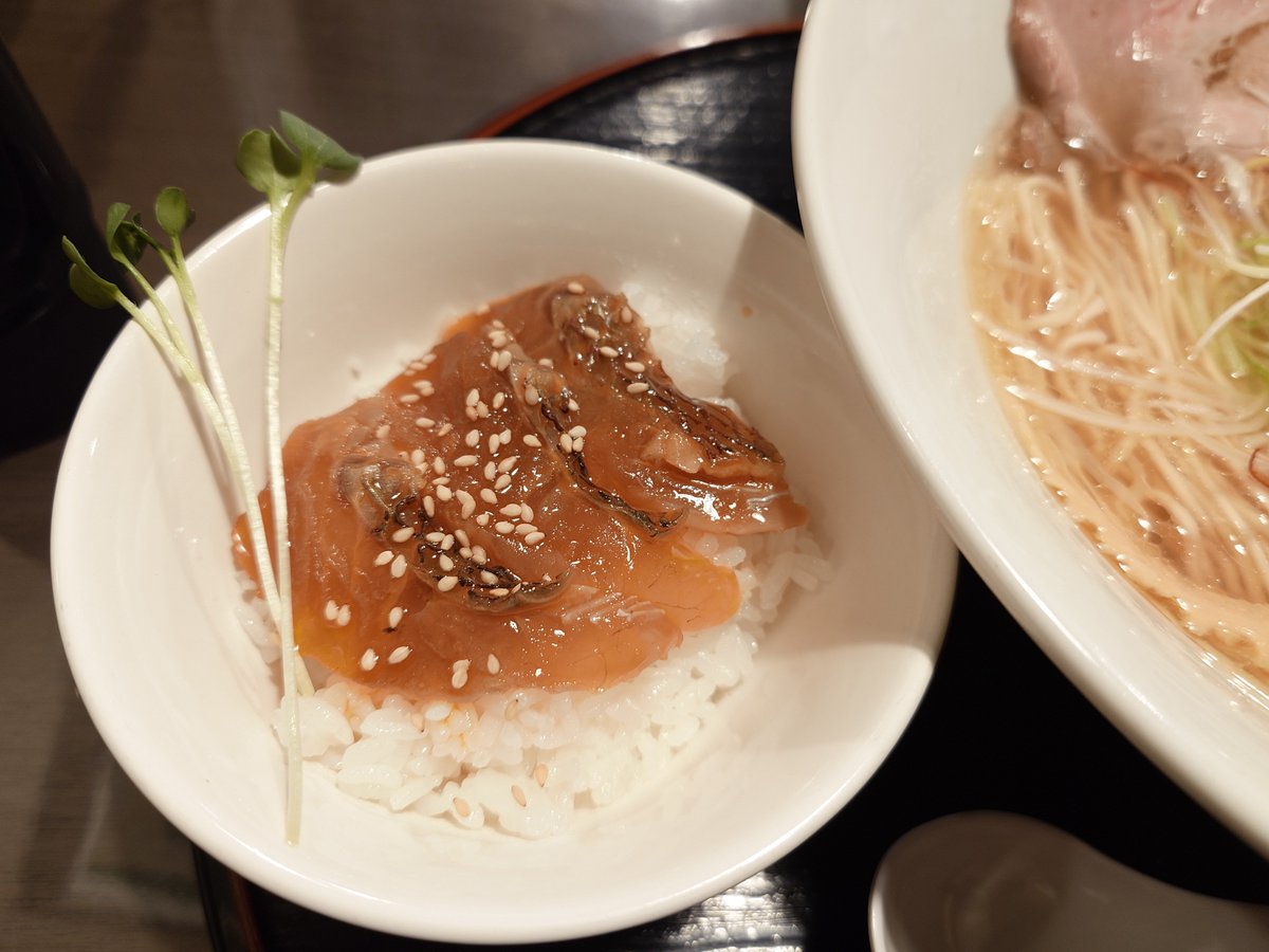 jimi_gure's tweet photo. 念願の初ギャオス🍜
あっさりうま〜😋 https://t.co/nPhdTzdVPI