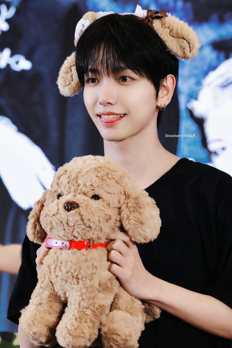 StrawberryYeva's tweet photo. 갈색 푸들 애교둥이 🐶

— 우리 재현이의 필살 동물 캐릭터 😝

#BOYNEYTDOOR 
#MYUNGJAEHYUN #명재현 https://t.co/B7xoR2ZEL8