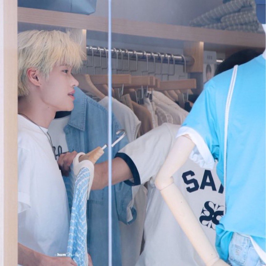 yayee94's tweet photo. ตีตลาดคนมีแฟนรึป่าว เห็นแล้วอยากซื้อให้แฟนใส่บ้างเลยอะ 😳 https://t.co/CwfXpH8lqJ