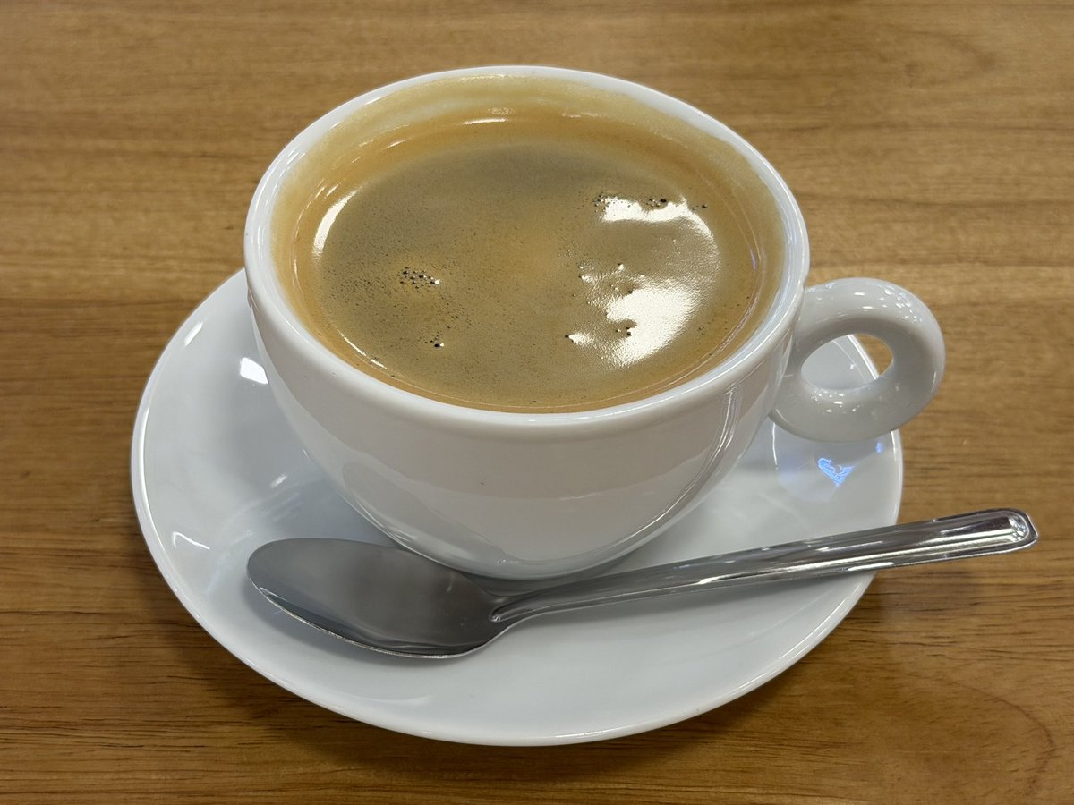 alo_thai's tweet photo. 今朝のコーヒー
エチオピア　65B
朝からファランのお客さんでいっぱい

Big C place Pattaya klang https://t.co/t3Sp8wzVPy