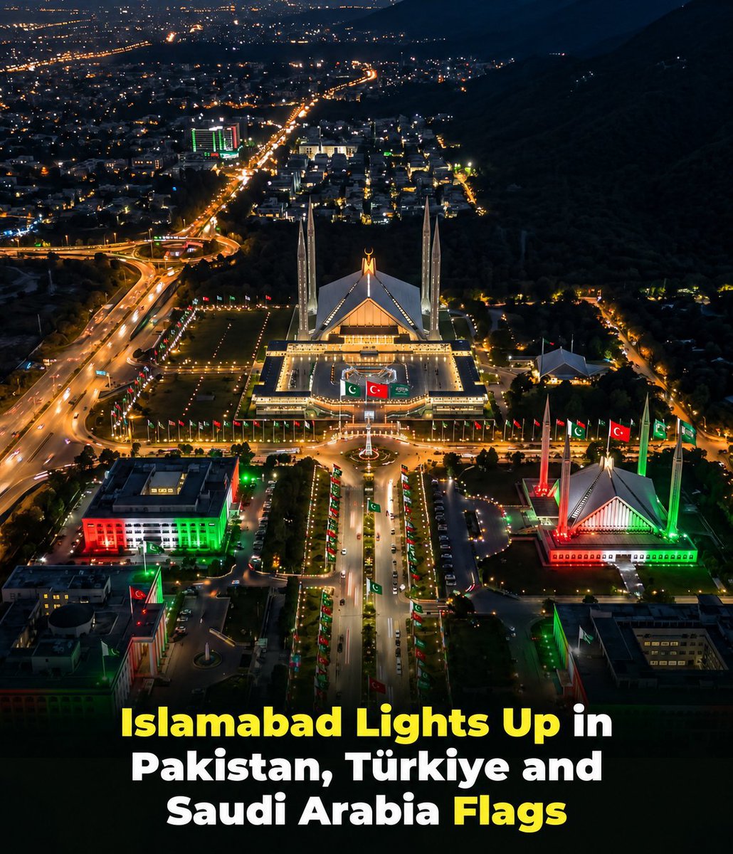 Dmca1Expert's tweet photo. مکّہ دفاعی معاہدے کا جشن مناتے اسلام آباد کی آج کی رات کا خوبصورت فضائی منظر 🎉🎊

#محافظ_امہ_عاصم_منیر #LaCasaDeLosFamososMéxico #GranHermanoGeneraciónDorada #omegle #momsonn #nsfwtwtًً #bbtvi #gooner #اطباء٢٦_ياريس #çerçeveyasa # https://t.co/jcmAc8S32z