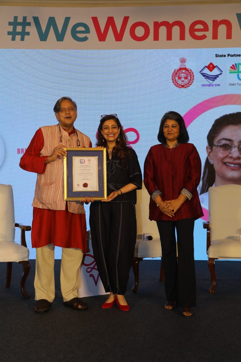 Priyascorner's tweet photo. @ShashiTharoor at the @Wewomenwantoffc event in delhi where he helped us felicitate #shakti women award winners and spoke to us in fair amt of detail on what kind of education we need to.give our young. One that makes them think. &amp; also a sneak peak into his upcoming book https://t.co/P6a6UIWarb