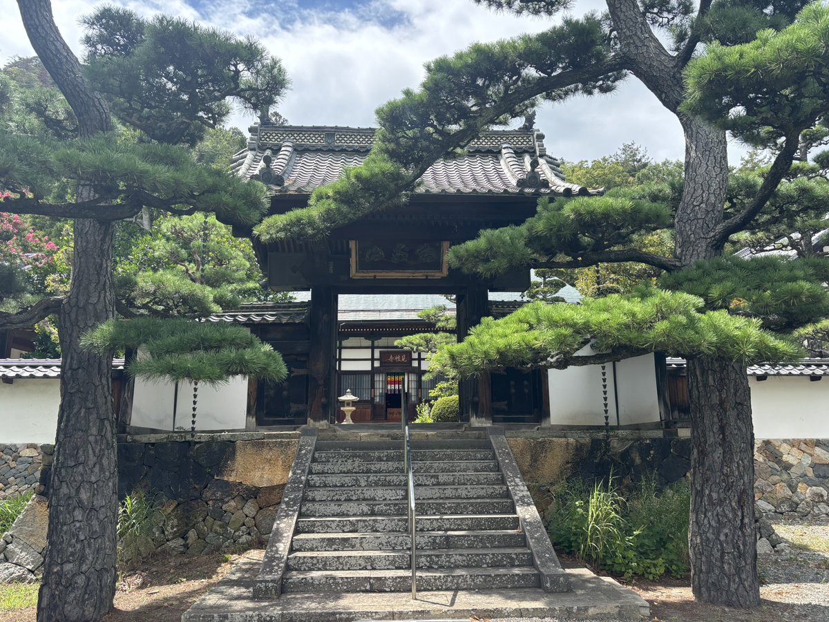 galm2fox2's tweet photo. 今日は「新山歴史講演会」で、千曲市上山田の「見性寺桃源閣」にお邪魔しています(^^) https://t.co/nimnWimvoa