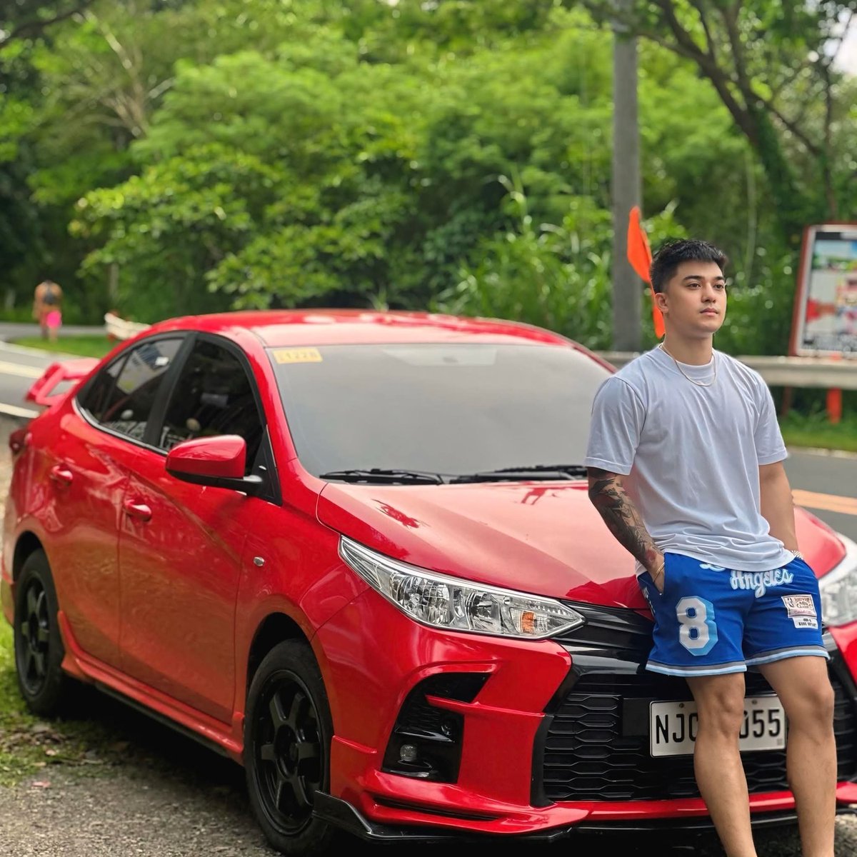 misstr3s's tweet photo. @sakalamatganda Eh dito, kay jerico ng one690? May kwento ba kayo? https://t.co/fpgiPNZrAT