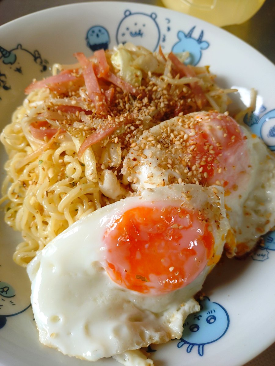 hyena_bear's tweet photo. ポロ塩焼きそば https://t.co/NA8zAsJboU