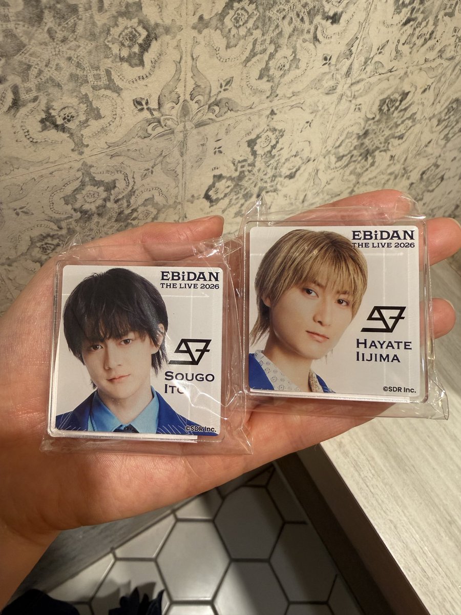 t_to__83's tweet photo. EBiDAN エビライ ガチャ デコガチャ

求　シューヤ

譲　伊藤壮吾、飯島颯

お心当たりのある方は、ご連絡お願いします。
渋谷におります。 https://t.co/ePRGENHKhr