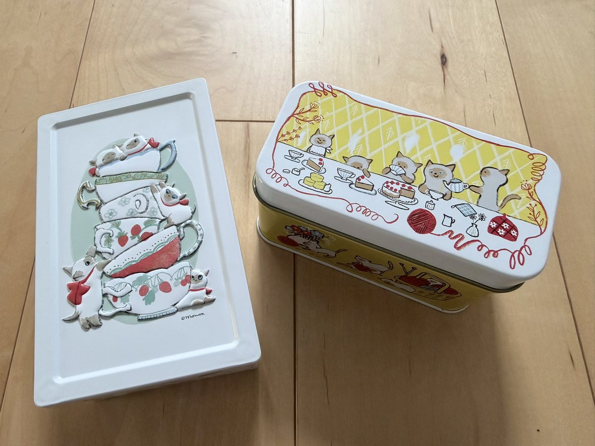 momoro66's tweet photo. 日東紅茶の缶のお仕事から繋がった今回の缶。
どちらもとても大切な作品です。
中身に紅茶、今回はクッキー。
何か入れることでまた可愛さも増すし、なくなった後も楽しい。缶はなんでか魅力的です。https://t.co/rFJvLtVRwT https://t.co/pknLjqlfpR