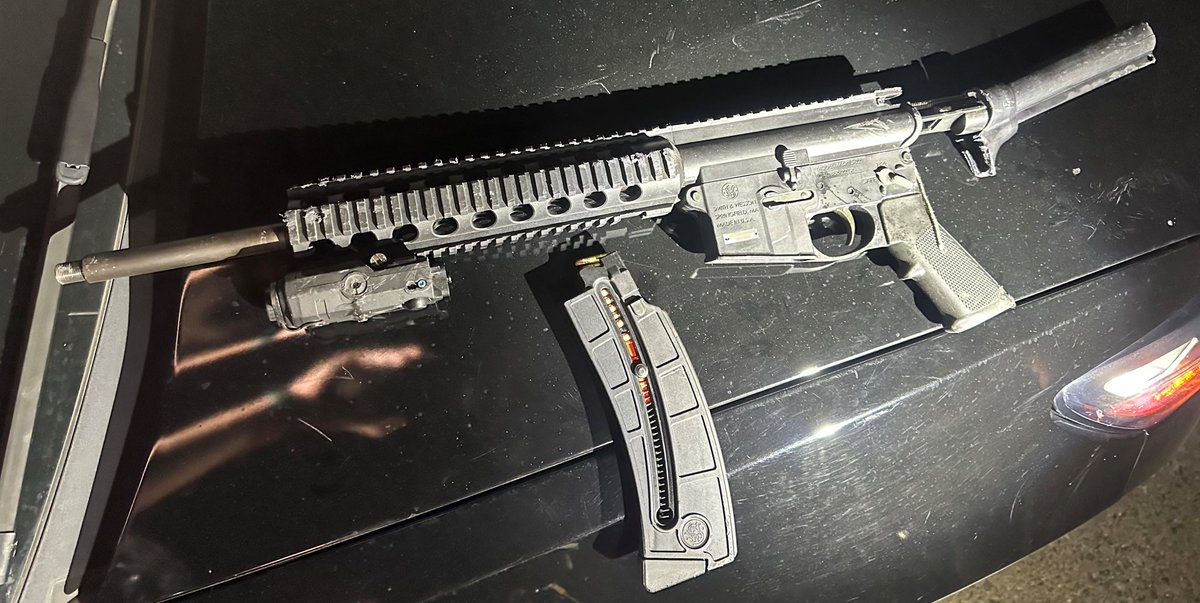 FresnoSheriff's tweet photo. @FresnoSheriff Deputies Arrest Drunk Driver Following Pursuit, Recover Loaded Rifle

https://t.co/qUNw4sxhPE https://t.co/AbcRt3XCkz