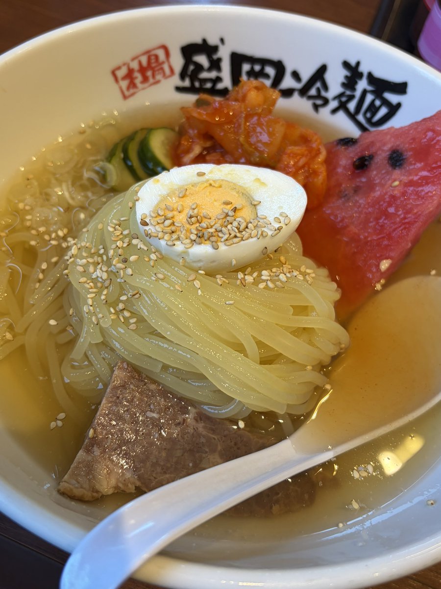 ecchan_momo's tweet photo. 帰省先の秋田からただいま*⋆✈
あっとゆう間の半月だた🥺

美味しいものたくさん食べた♥️ https://t.co/j1GqTxy4ma