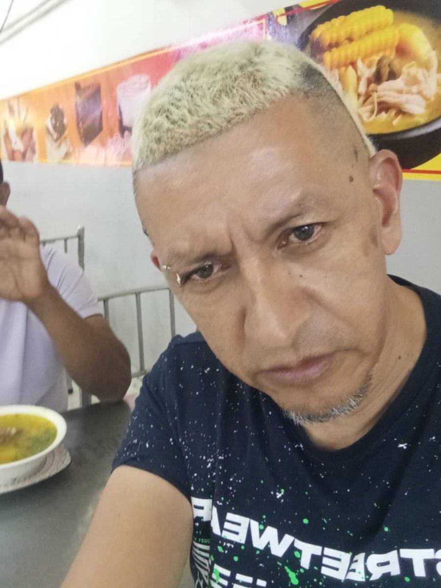 jkyunart's tweet photo. 🚨 AYÚDENME A ENCONTRAR A MI PAPÁ 🚨

Mi papá, Luis Carlos Velasco Gutiérrez, de aprox. 63 años, se encuentra desaparecido en Pereira, Colombia, desde el 10 de agosto de 2026, después del terremoto

https://t.co/GirDhBO2LF

#Pereira #Colombianosnecesita #DESAPARECIDO https://t.co/AtdmXWdanm
