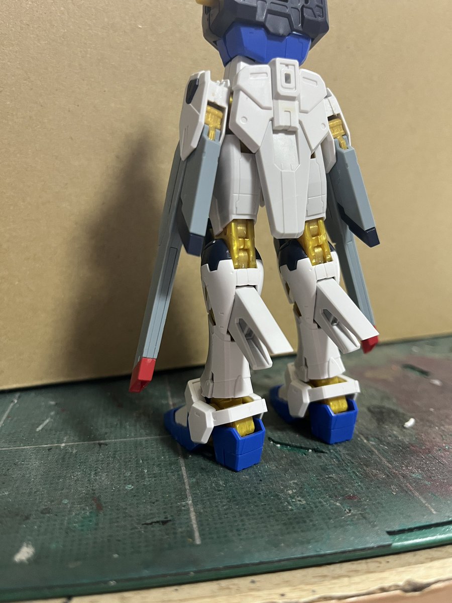 utsue_3Dprinter's tweet photo. お盆の工作って事で久々にプラモ改造をしてます
HGマイフリ×RGストフリ×RGフリーダムのミキシングで
「RGマイティフリーダム」を作ろうと思います

奇跡的にHGのパーツがそのまま組み込める場所が多くて、思ったよりもスムーズに進んでる気がする

盆休み中には完成できそうだな https://t.co/0qTTPBMulb