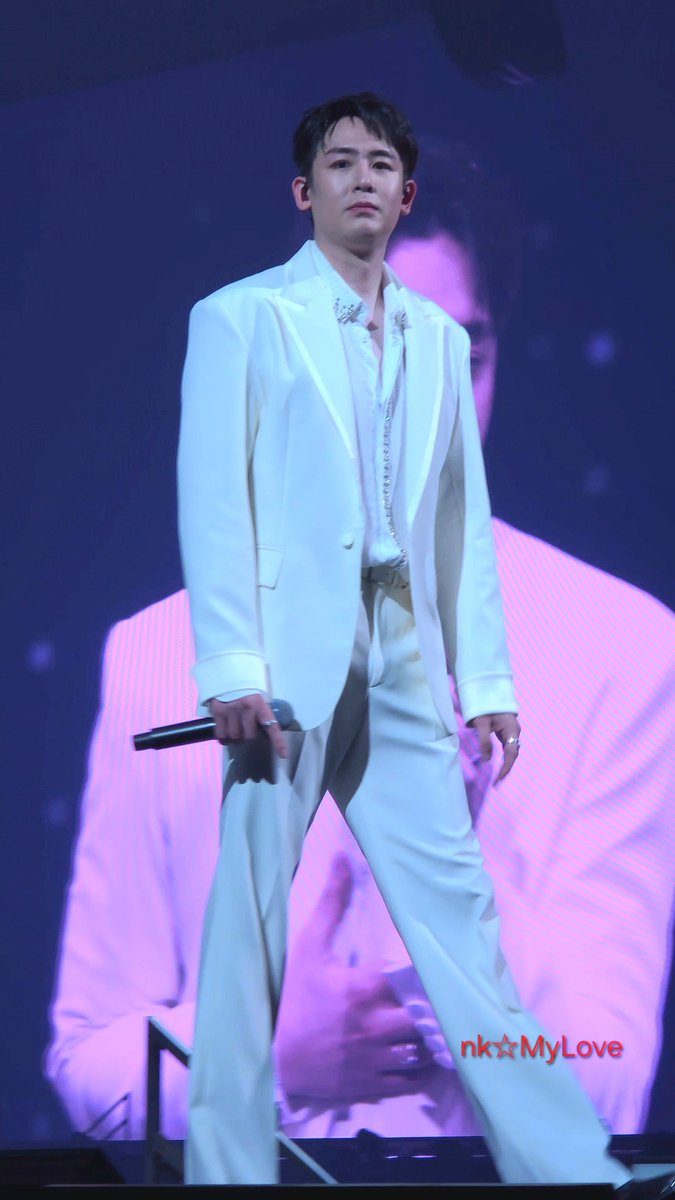 NK_Chen's tweet photo. he is coming  .... how can I be calm, I miss KHUN so so much &amp; haven't seen him in real life for so long 😢💔 

Still you, Always YOU
somehow there's just never enough KHUN for ME🫶🏻🐨
(good BGM song🤭YOU'RE MY EVERYTHING YOU'RE EVERYTHING TO ME)  #2PM #NICHKHUN  #닉쿤 ＃MyLove ⭐️ https://t.co/0QFfsRTAIl