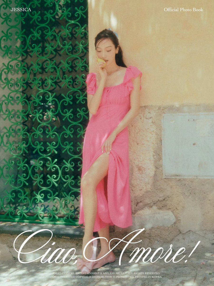 hyori_sunie's tweet photo. Jessica's official photobook is coming 😻 (1)

#JessicaJung #제시카 https://t.co/hqaWUwuHz0