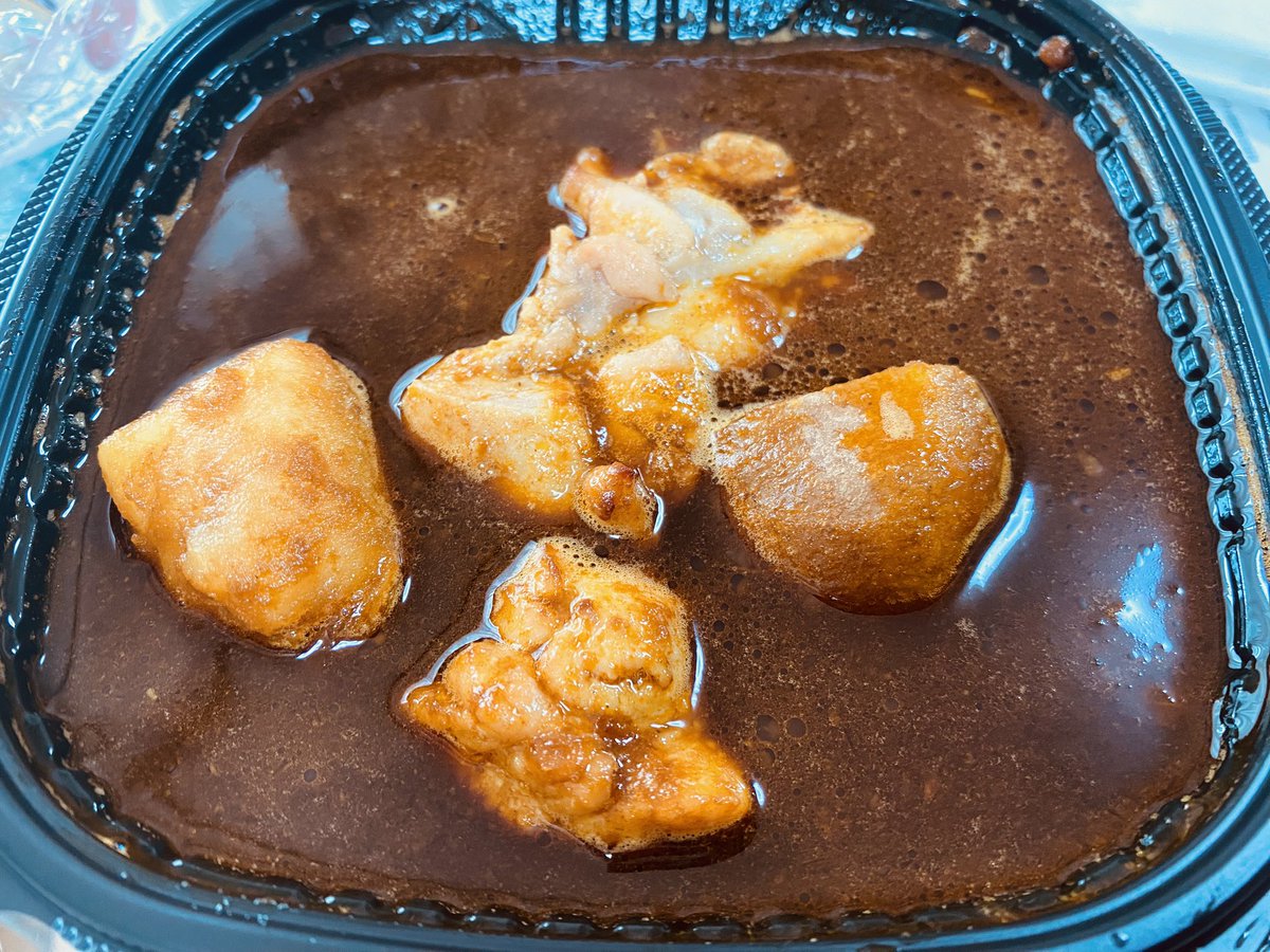 isaotsukada's tweet photo. セブンのカシミールカレー、今年はセパレートタイプなんですね🍛
しっかり辛くてめっちゃ美味しい〜！！ https://t.co/PZJ37yrhUj