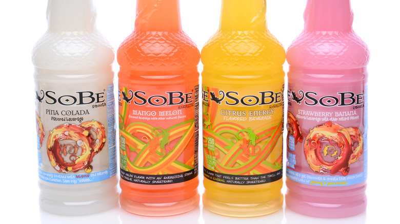 AstornautsFood's tweet photo. @AKBrews Not too mention with my MCAS there is a lot of drinks and foods i have to avoid. It sounds werid but its a welcome thing for sure. Its a little creamy ... BUT i try to think og SOBE Strawberry etc. (Milk) Also collagen is so super duper good for you and a lot of people lack it. https://t.co/EOqPCzWIZz