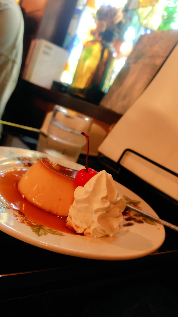sin_x130's tweet photo. 三条の純喫茶でデザートタイム
#純喫茶ゆり 
#実は食べかけプリン https://t.co/IPDFuHmlkD