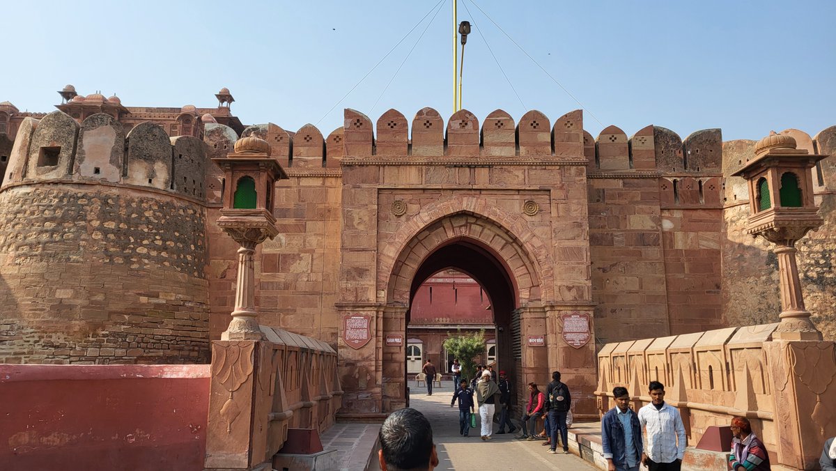 SmprCity's tweet photo. Junagarh Fort Bikaner

#junagarhfort #bikaner #smprcity https://t.co/hCpWWyJwBQ