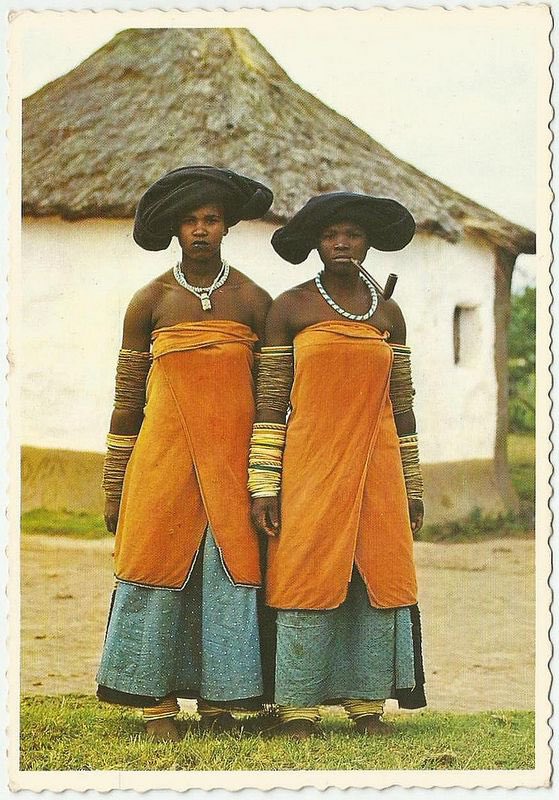 nomandlabobo's tweet photo. Culture in itself evolves. Xhosa attire has never been static bethuna, it has changed with generations, especially its materials and creativity. https://t.co/Sd5l9C5VqJ