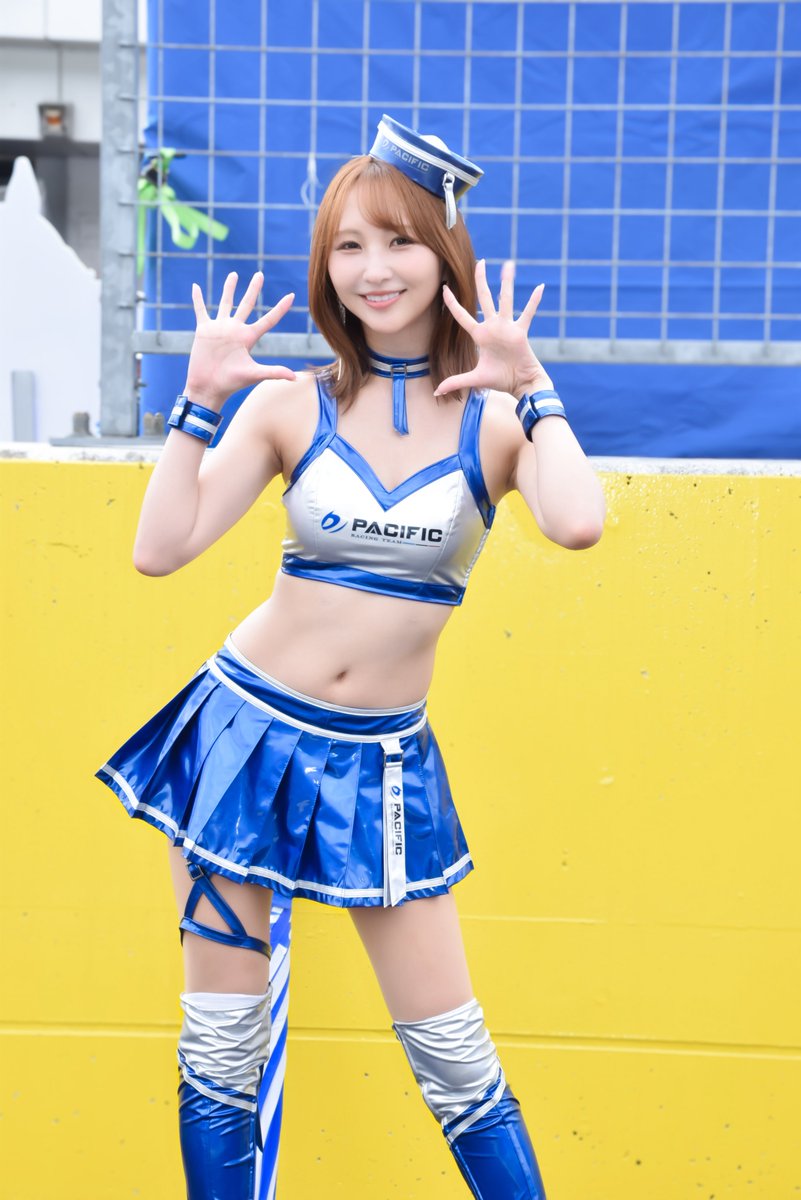 chappy_011's tweet photo. 2026.8.1.2 AUTOBACS SUPER GT Rd.4
FUJI GT 300KM RACE

PACIFIC RACING TEAM
#安藤笑 さん(@emichii087 )
撮影対応ありがとうございました。

#PacificFairies
#pacificracingteam 
#PRTxウマ https://t.co/jCIAl1irHH