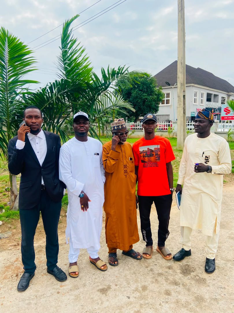 Farouk_Mokwa's tweet photo. You'll all recall during the Mokwa Flood Incident that happened on the 29th May 2025, where we saw the Niger State Governor HE @HonBago, ignored his people despite being in the country and flew to Cairo before proceeding to Hajj.

You will also recall how the @NigerStateNG dropped an Emergency Distress Account of FirstBank asking all donations for the flood victims should be channel there and people were criticizing them here.

You also remember one Media Aide called Abdulberqy @Nupenchii_ was updating the public on the inflows of cash and relief material donated by sympathizing individuals, local and international organizations but stopped at one point in July for reason best known to him and his paymaster.

The incident that killed over 200 souls and displaced over 4000 people during last rainy season might be interesting you to know that nothing has been done for the surviving victims. When I said nothing, I mean nothing serious like building houses for the victims, the flood site is still there and people are sleeping under dilapidated houses.

The rainy season came and went, the dried season came and went and another rainy season is here yet, the government of the day doesn't pity the dead people by offering any permanent solution, rather they are fixated on how to win the next election.

The donations as at when Abdulberqy stopped publicizing were over 5 billion, We've asked for accountability and transparency, yet, nothing has been done for the victims.

The following pressing questions remain unanswered:

· What is the total amount received?
· Where are the funds currently held?
· What specific actions have been taken with the funds so far?
· Why has the Special Adviser ceased public updates on the donation status?
· Why were donations from Nami withheld?
· Which other contributions have gone unacknowledged or unprocessed?
· Why are the victims still without adequate support?

It has been over a month since the groundbreaking ceremony; what is preventing the commencement of actual work?

Those who have inserted the names of their relatives and associates — whether District Heads, Chairpersons, Directors General, or other officials — must be prepared to account for their actions. Ample time has been provided for corrective measures, yet management control games appear to have taken precedence over due process. The outcome of this matter will ultimately reveal who acted in good faith.

A formal petition has been adopted, and all requisite documentation has been filed with the @officialEFCC.

We extend our sincere gratitude to the EFCC officials for their assurance of an immediate investigation, as well as to our dedicated legal team, supporters, victims, and all individuals worldwide who stand against injustice.

Until justice is served, there shall be no reprieve for those who engage in greed and malfeasance.