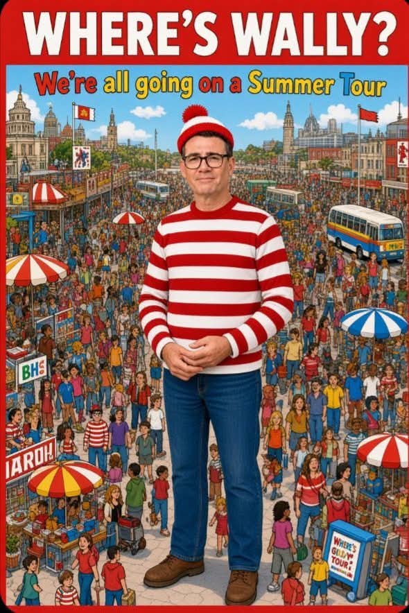 thirlestane597's tweet photo. "Summer Tour", the deluded clown thinks he's a rock star! https://t.co/YhtOJA5yw5