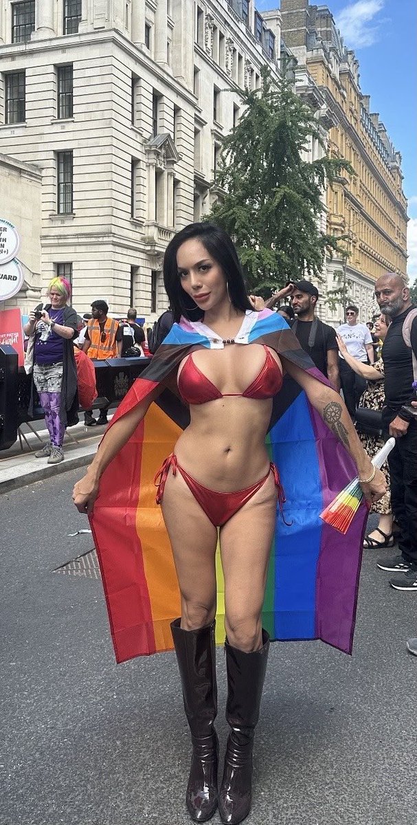 TsSofiaFox's tweet photo. Well… I finally made an X 😈🏳️‍⚧️

New Sexy trans girl in London .
Sweet when I want to be… trouble when I don’t 💋

Content • Cam • Private bookings

Follow me — this page won’t stay innocent for long 🖤 https://t.co/6b39pqtegT