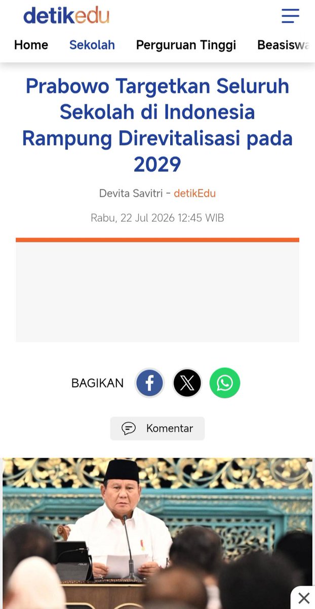 BANGSAygSUJUD's tweet photo. Target revitalisasi sekolah th 2026 dinaikkan menjadi 77.000 satuan sekolah

Jika dulu yg diperbaiki hanya sekolah negeri, di era Presiden @prabowo sekolah swasta pun direvitalisasi 

Target seluruh sekolah di Indonesia selesai direvitalisasi pd tahun 2029

Masih percaya narasi busuk, pemerintah abaikan dunia pendidikan?