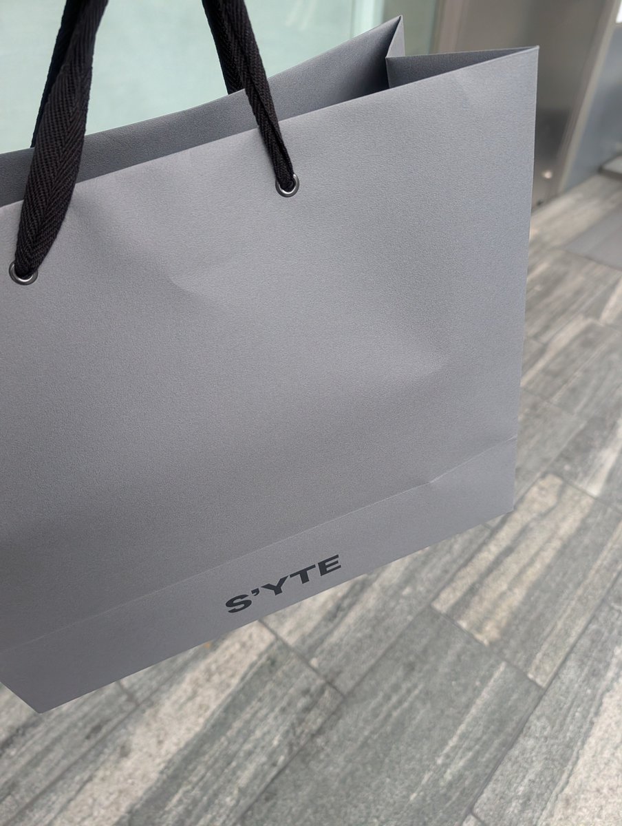 225amo's tweet photo. 渋谷パルコのS'YTEでお買い物🛍️
裾を少し絞ると可愛い❤
試着に時間かかってしまったけど穏やかで優しいスタッフさんのおかげで楽しくお買い物できました🎶
本当は試着してきてって頼まれただけなのになぁ…🤔
#syte #PreFall2026 #WeaponCloth #hakama https://t.co/3iXAOQ2WxP