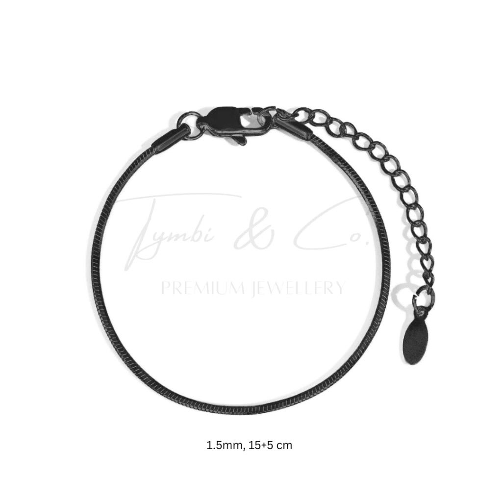 dsftrn_'s tweet photo. Seneng banget nemuin gelang couple titanium yang cakeup banget, ada 3 warna gold, rose gold sama black, model gelangnya kecil dan timeless gituu
buat kaum yang bucin cocok banget niihh wkwkwk
aku beli dapet free gift gelang yang gold juga lohh🤩✨ https://t.co/PBIsbZkGFT