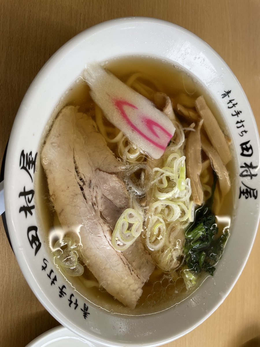 iwashigure's tweet photo. 夏休みの旅行で佐野ラーメン🍜食べに。田村屋さんにした。(10時半に着いて食べたのは12時頃)餃子🥟も大きくて美味しかったー。 https://t.co/QmABOc4szC